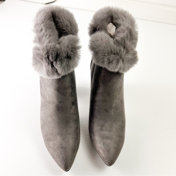 Azura Bootie Womens size 6 Janesa Grey Ankle Boots Faux Fur Micro Suede - Picture 3 of 13